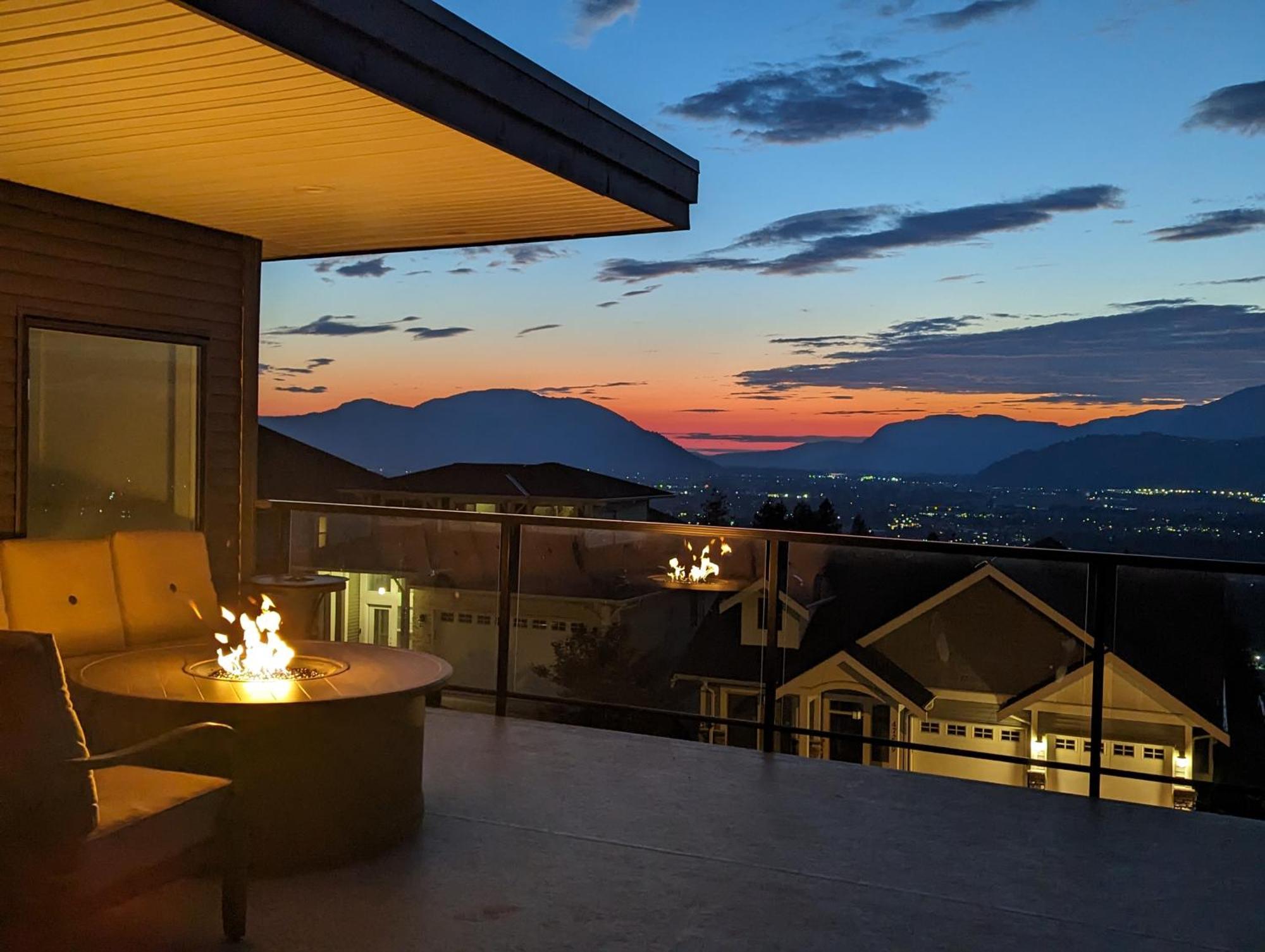 Вилла Mountain Retreat With Views, Hot Tub, Games & Ac Чилливак Экстерьер фото